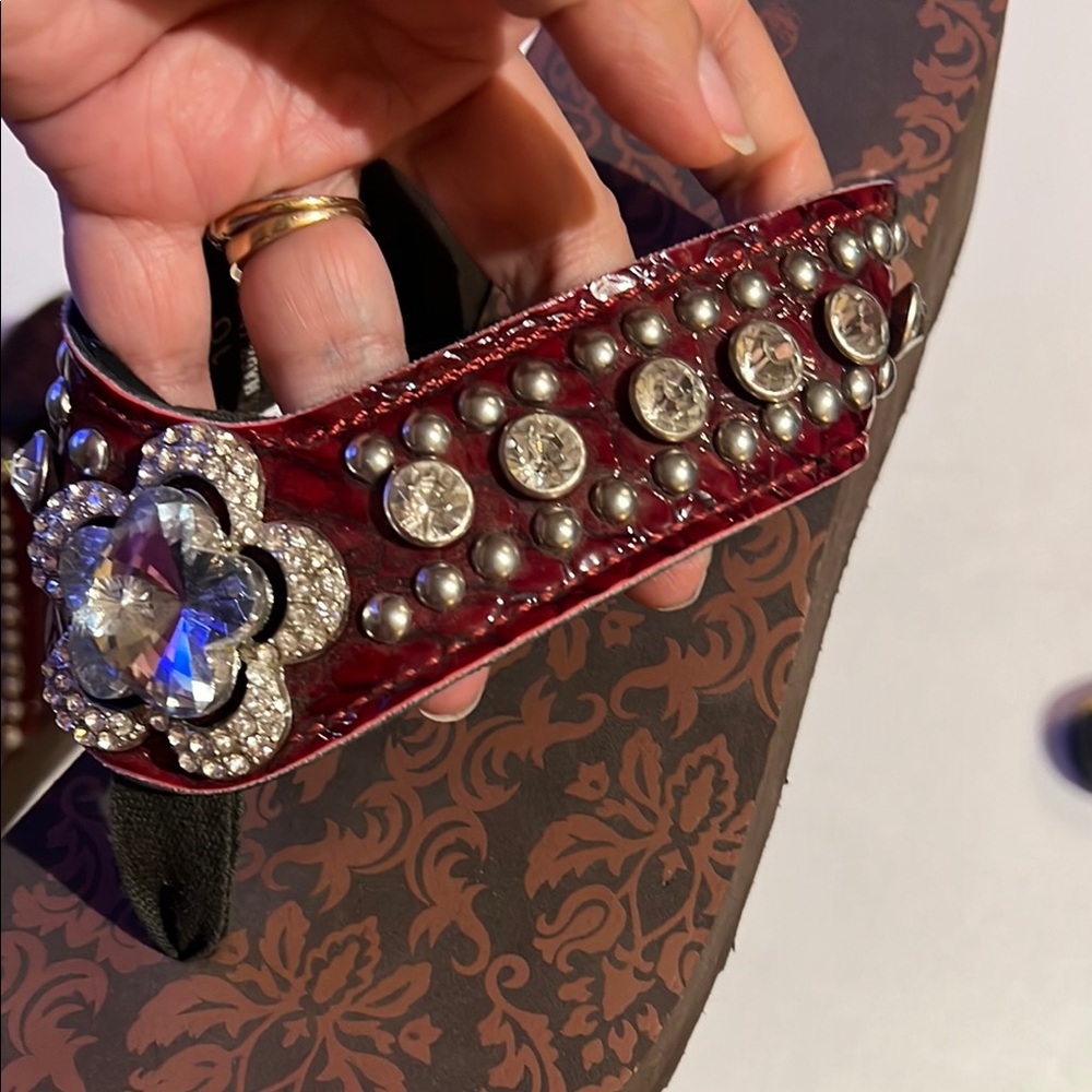 Rustic Cultures studded and embellished Red and Brown flip-flop Sandals 10 - Picture 7 of 12